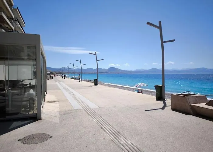 50 Meters From The Loutráki